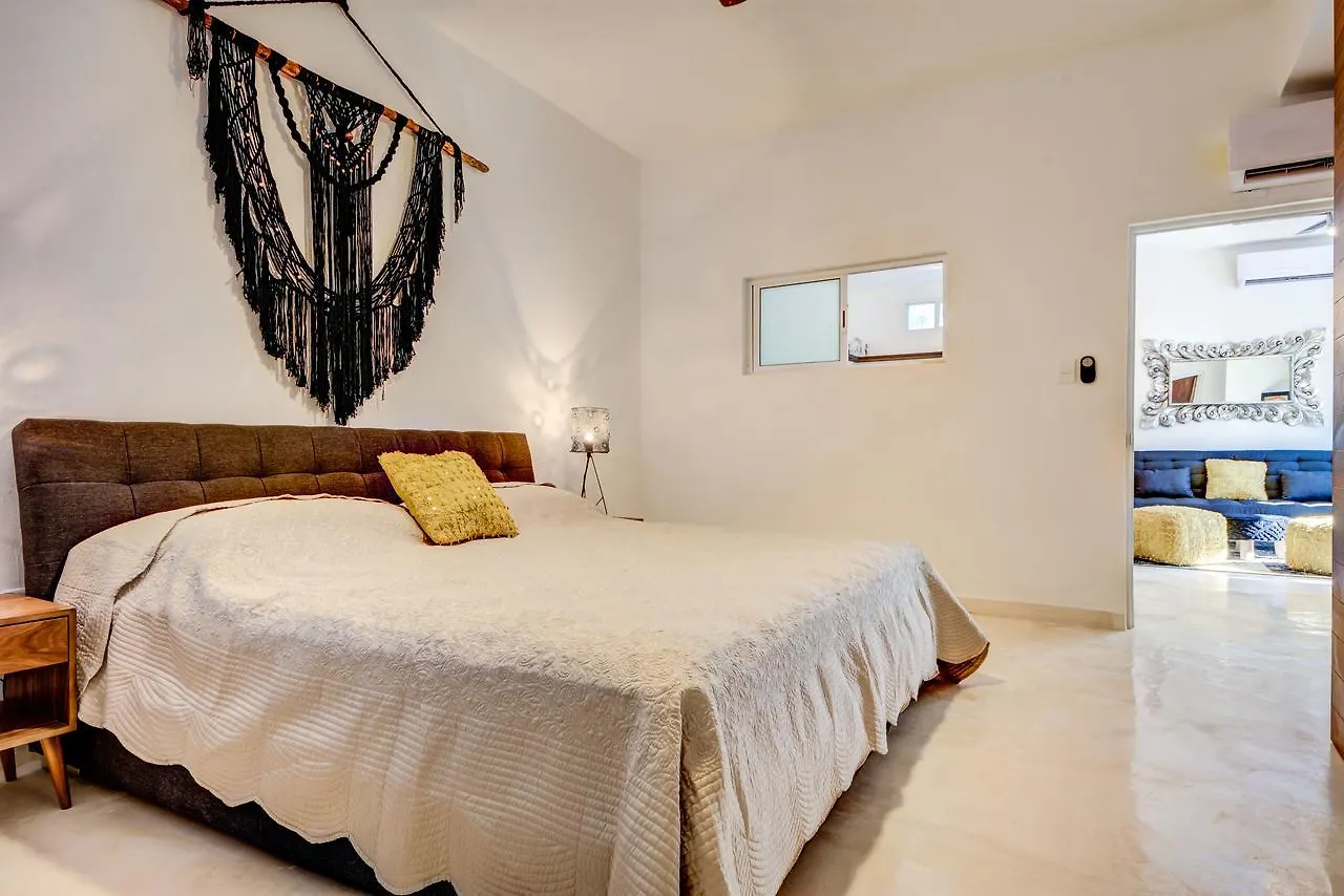 Nomad Deluxe Apartment Playa del Carmen Mexico